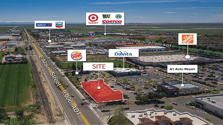 1810 E Main St, Woodland, CA à louer - Photo de l’immeuble – Image 2 sur 5
