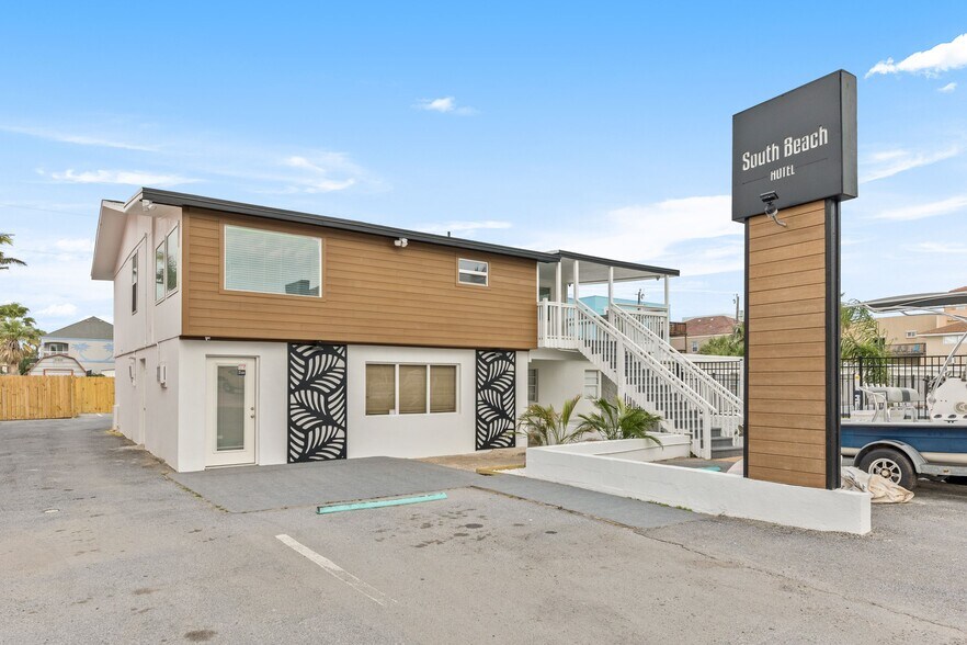 120 E Jupiter Ln, South Padre Island, TX à vendre - Photo de l’immeuble – Image 2 sur 26