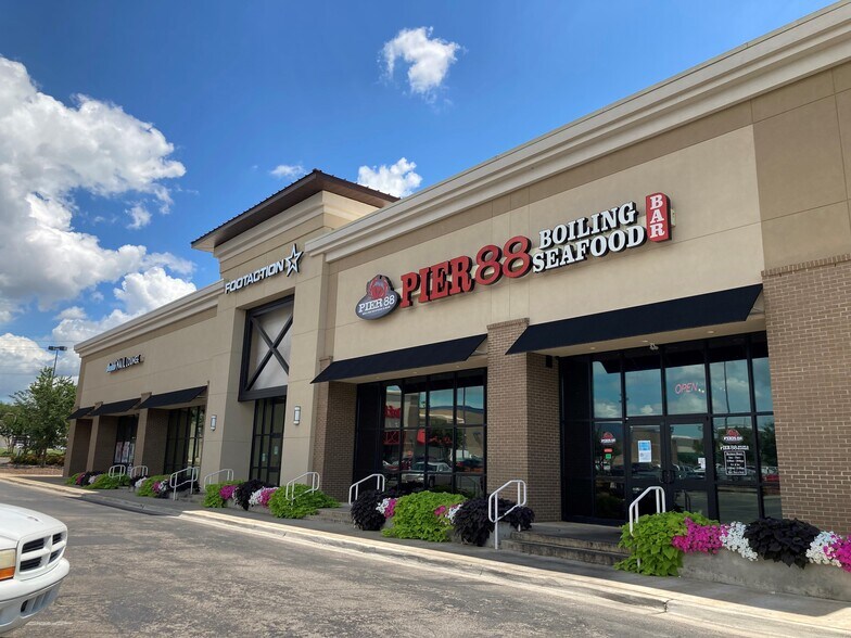 5850 University Dr NW, Huntsville, AL à louer - Photo de l’immeuble – Image 3 sur 7