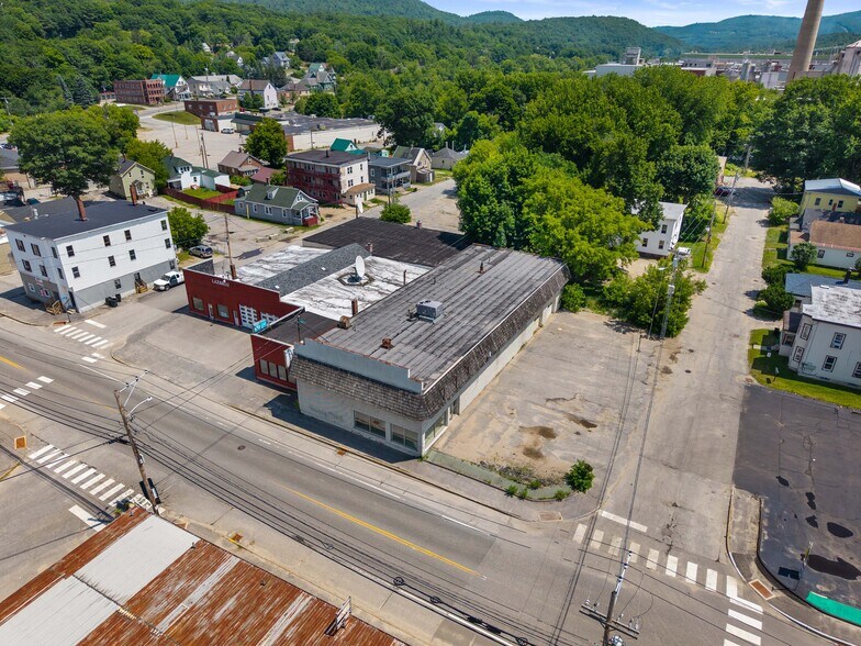 36 Main St, Mexico, ME à vendre - Photo de l’immeuble – Image 2 sur 5