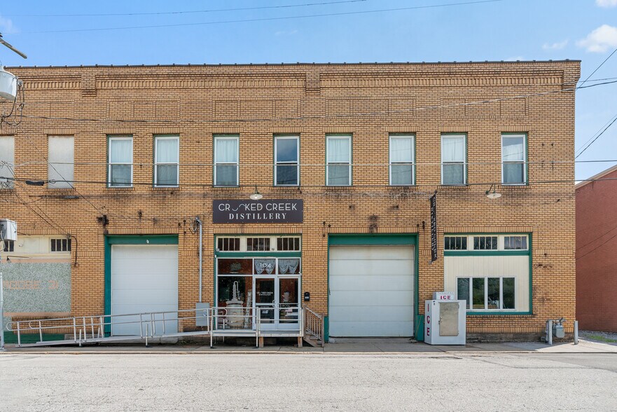 104 S Water St, West Newton, PA à vendre - Photo de l’immeuble – Image 3 sur 29