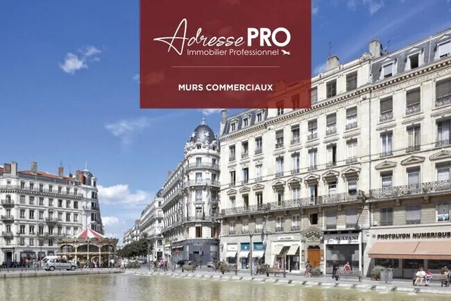 Plus de détails pour Local commercial à vendre