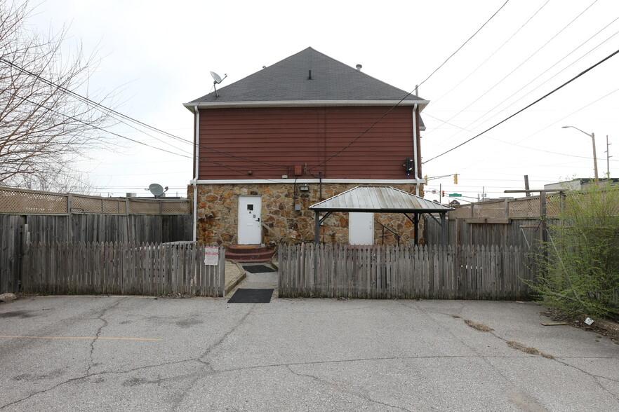 2202 N Illinois St, Indianapolis, IN à louer - Photo de l’immeuble – Image 3 sur 10