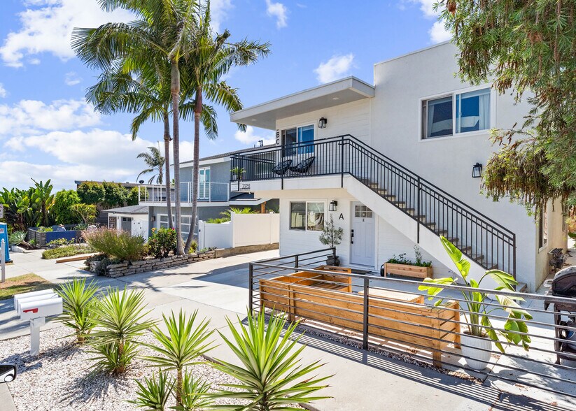 33751 Silver Lantern St, Dana Point, CA à vendre - Photo de l’immeuble – Image 2 sur 12