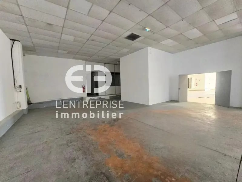 Industriel/Logistique dans Villeneuve-Loubet à louer Photo intérieure– Image 1 sur 16