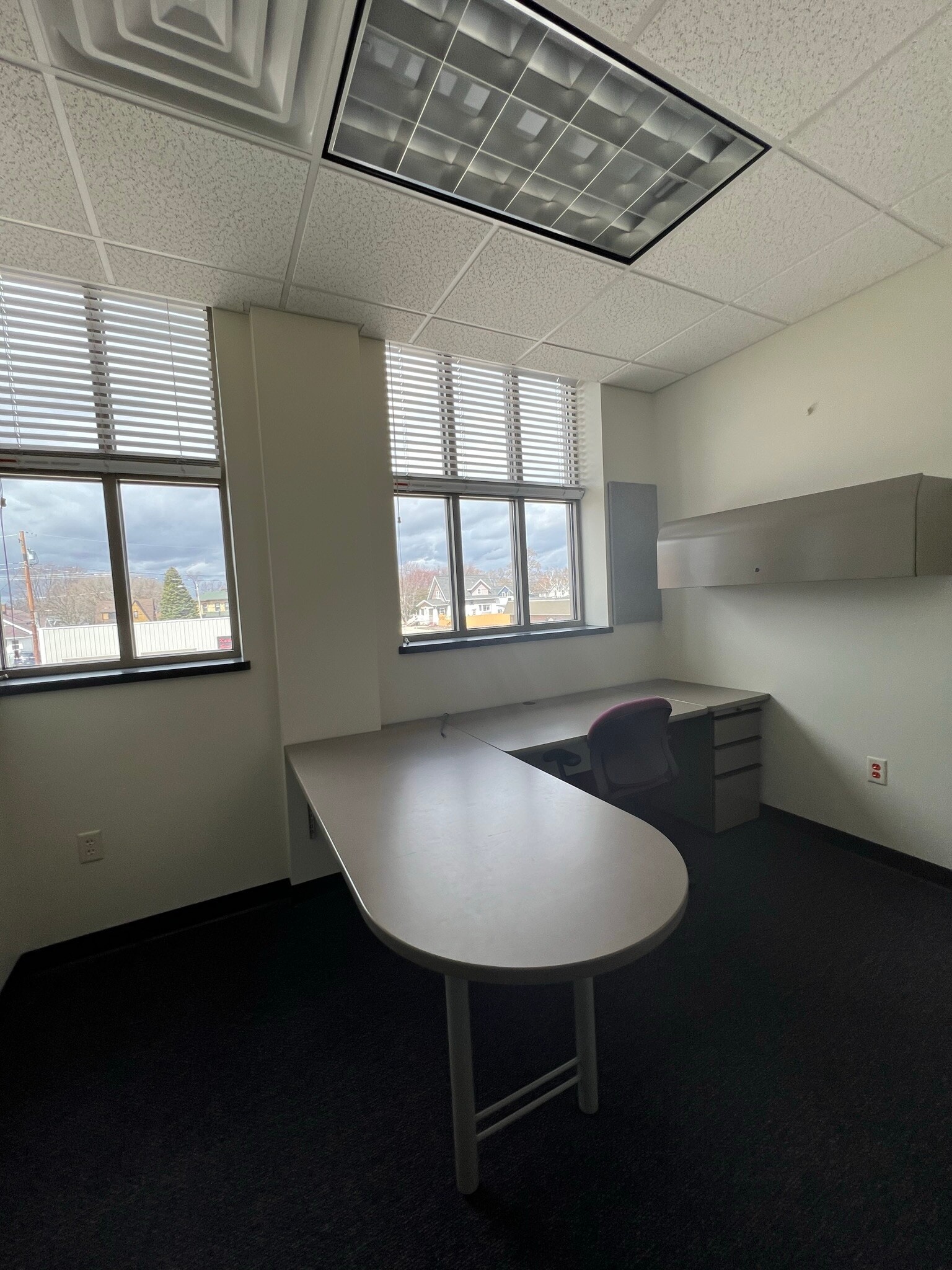 333 N Commercial St, Neenah, WI à louer Photo intérieure– Image 1 sur 1