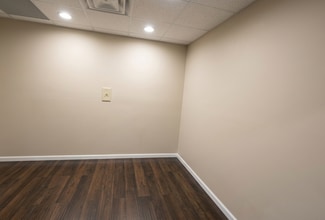 17985 Biscayne Blvd, Miami, FL à louer Photo intérieure– Image 2 sur 4