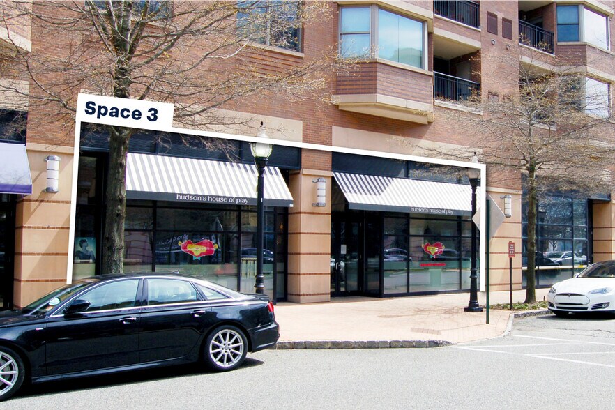 22 Avenue At Port Imperial Ave, West New York, NJ à louer - Photo principale – Image 1 sur 8
