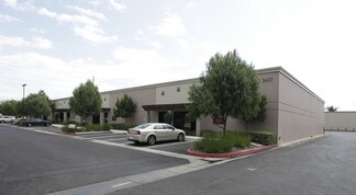 Plus de détails pour 1607 E McFadden Ave, Santa Ana, CA - Industriel/Logistique à louer