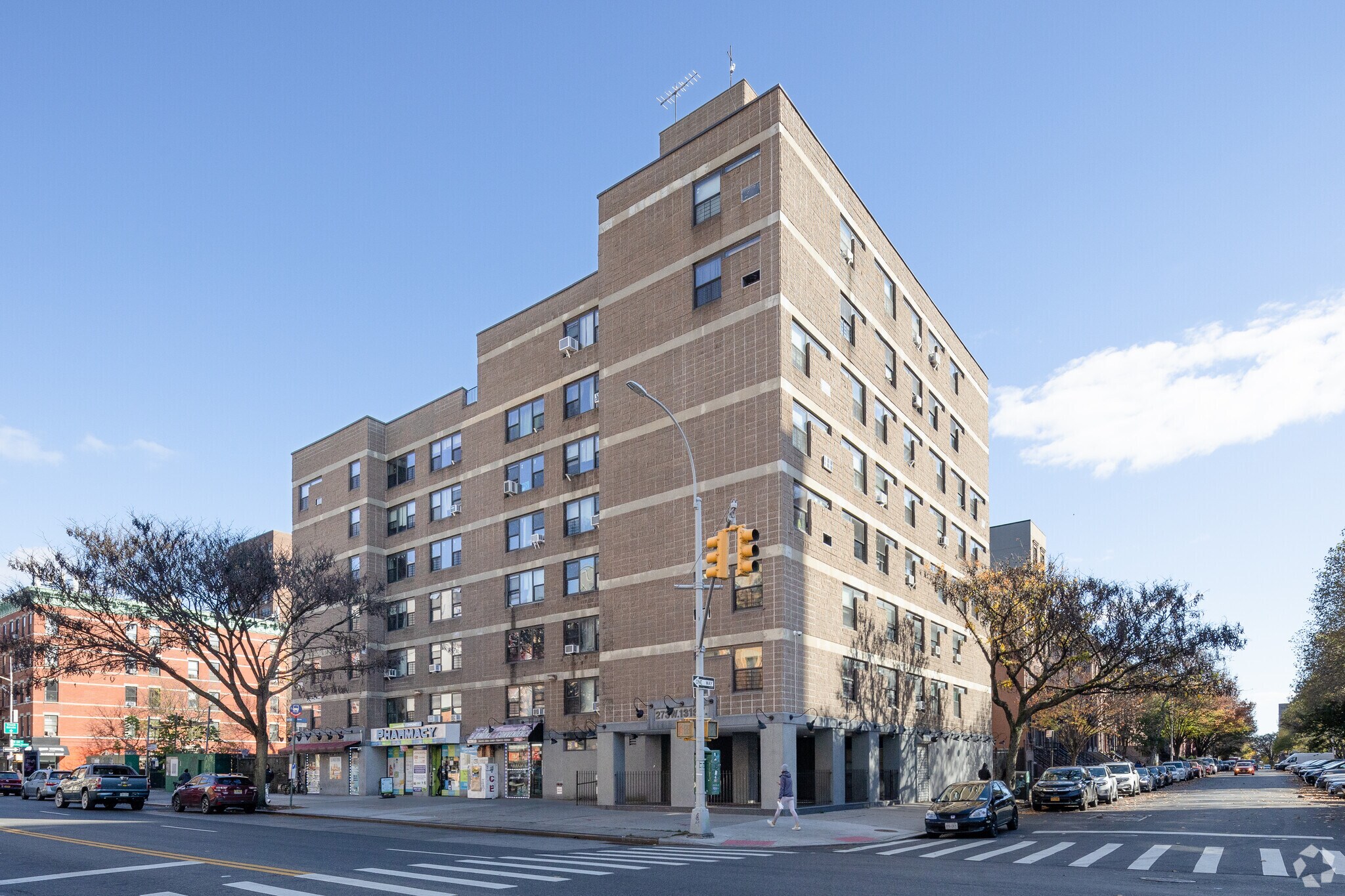 2450 Frederick Douglass Blvd, New York, NY à louer Photo principale– Image 1 sur 6