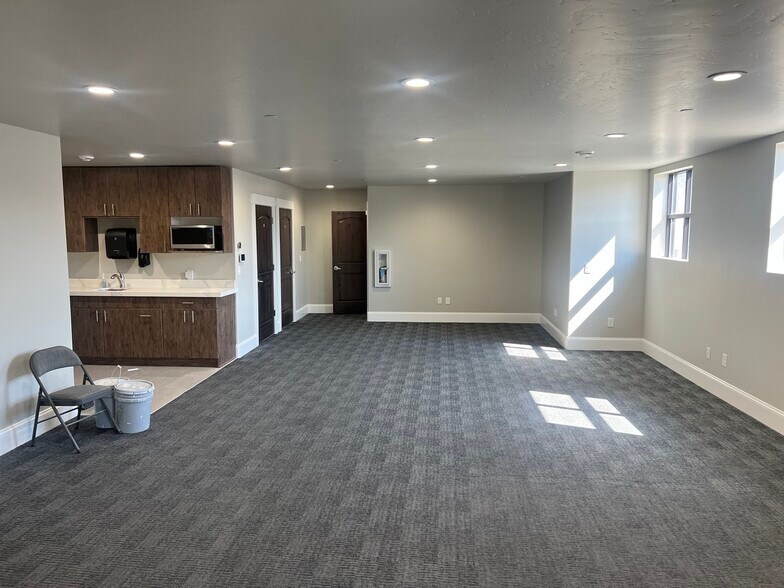 472 E 1750 N, Vineyard, UT à louer - Photo intérieure – Image 2 sur 7