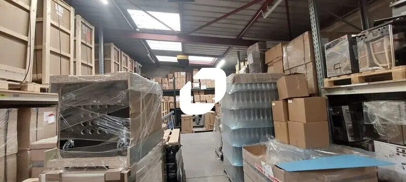 Local d’activités dans Saint-Denis à louer - Photo intérieure – Image 3 sur 4