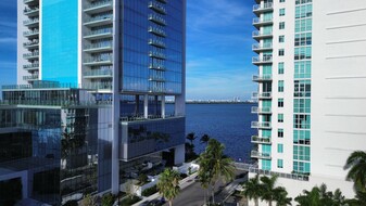 702-708 NE 26th St, Miami FL - Immobilier d'entreprise