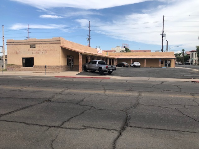 301 Heffernan Ave, Calexico, CA à louer Photo principale– Image 1 sur 11