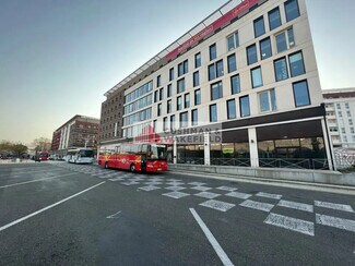 Plus de détails pour Local commercial à louer