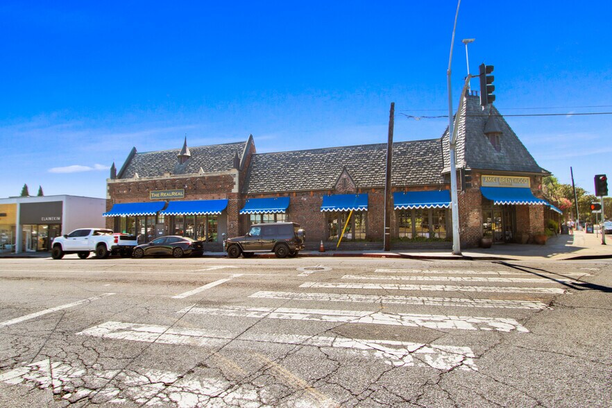 2528-2538 San Vicente Blvd, Santa Monica, CA à louer - Photo de l’immeuble – Image 2 sur 8