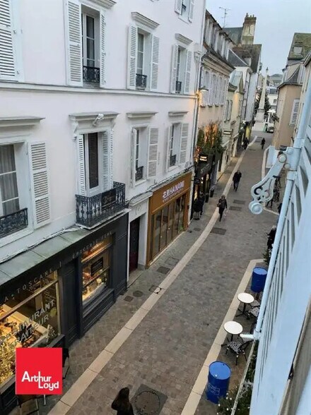 Local commercial dans Chartres à louer - Photo de l’immeuble – Image 1 sur 3