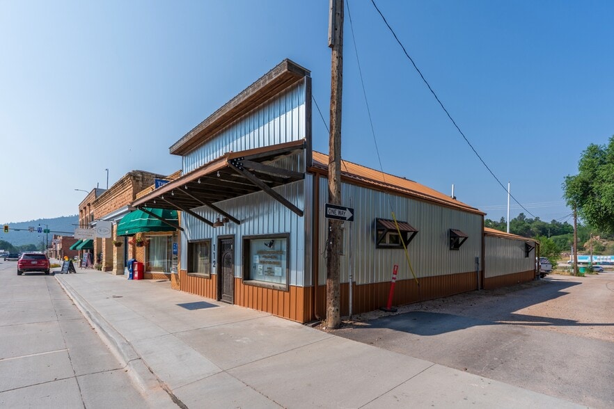 112 N Chicago St, Hot Springs, SD à vendre - Photo de l’immeuble – Image 3 sur 30