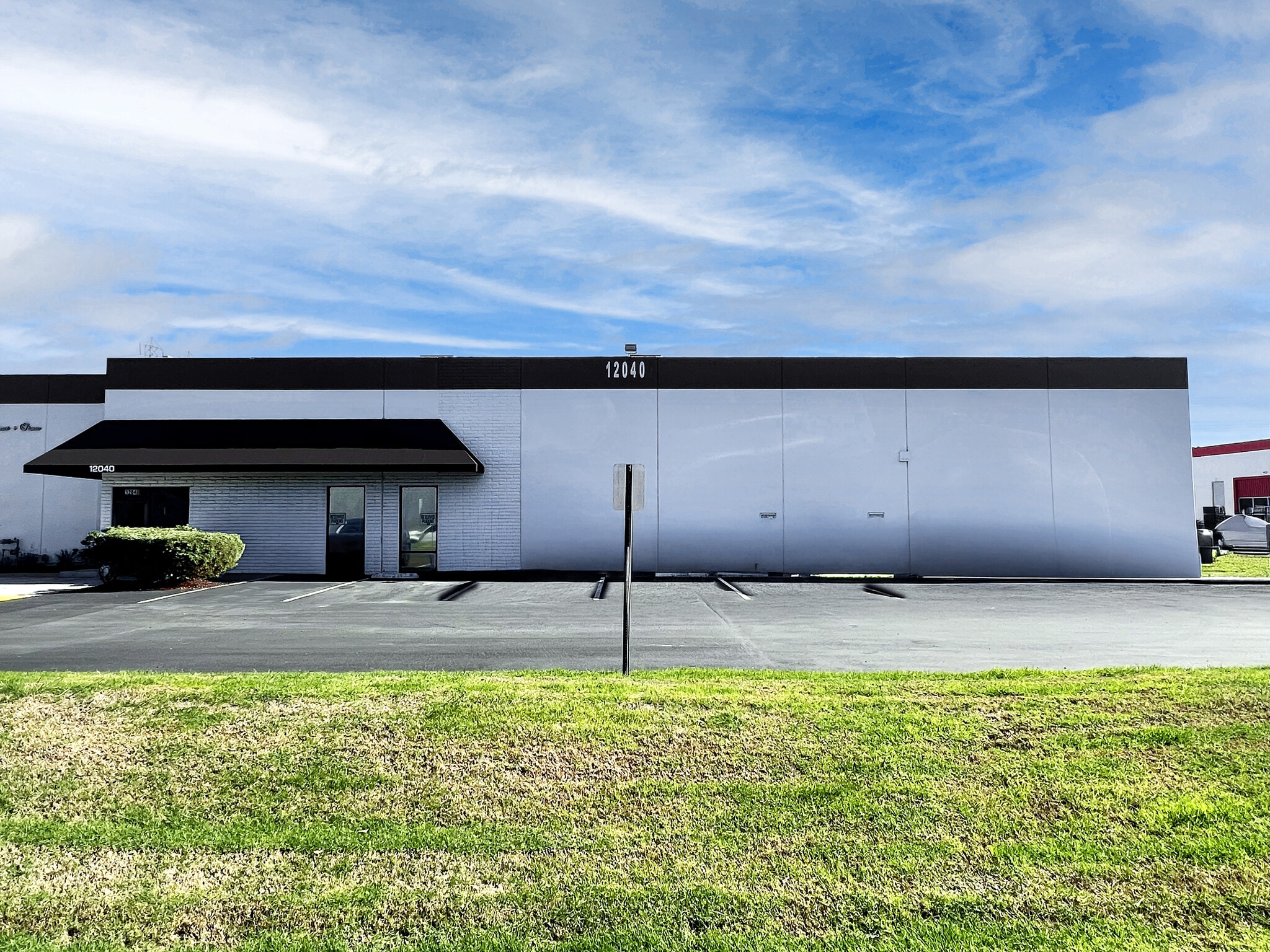 12020-12040 Western Ave, Garden Grove, CA à louer Photo de l’immeuble– Image 1 sur 8