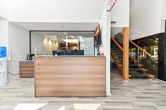 355 NE 5th Ave, Delray Beach, FL à louer Photo intérieure– Image 1 sur 12