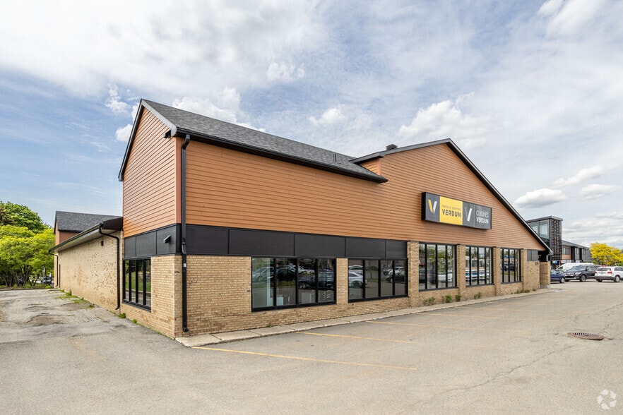 Les Galeries Kirkland portefeuille de 2 biens à vendre sur LoopNet.fr - Photo principale – Image 2 sur 2
