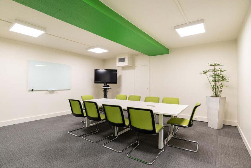 40 Rue Du Louvre, Paris à louer - Photo de l’immeuble – Image 3 sur 13