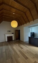 7467-7475 Melrose Ave, Los Angeles, CA à louer Photo intérieure– Image 1 sur 4