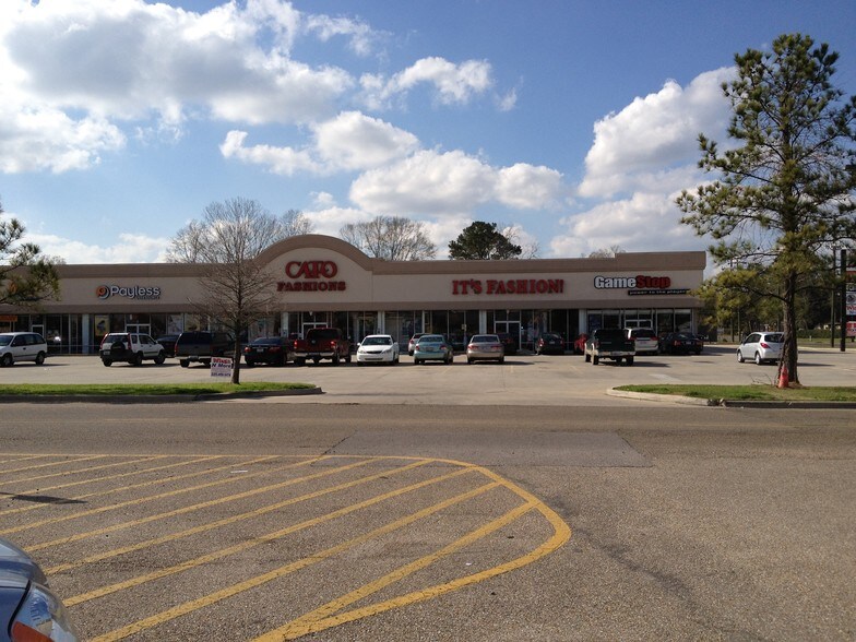 6404 Groom Rd, Baker, LA à louer - Photo de l’immeuble – Image 3 sur 6