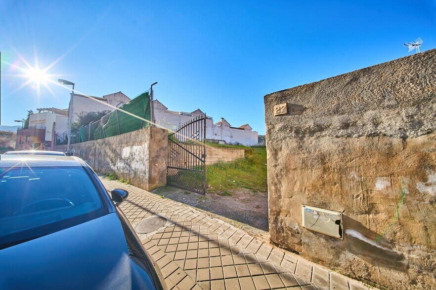 Carretera de la Sierra, 27, Granada, Granada à vendre - Photo de l’immeuble – Image 2 sur 24
