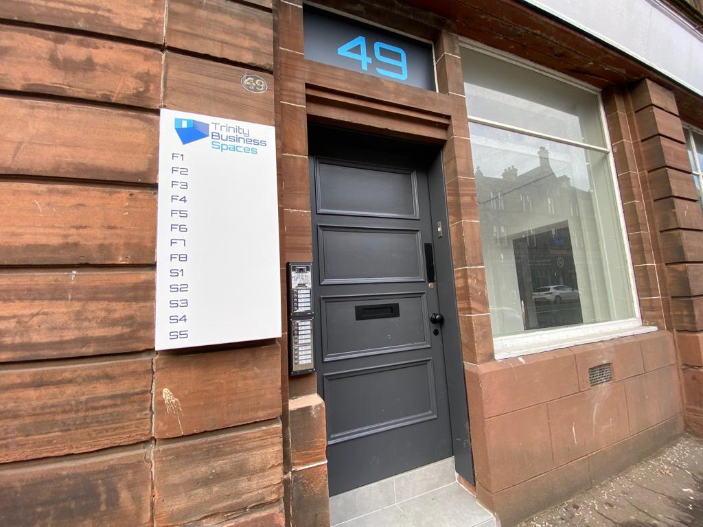 49 John Finnie St, Kilmarnock à louer Photo de l’immeuble– Image 1 sur 11