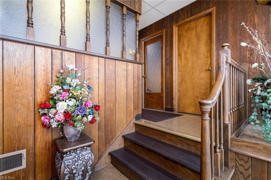 3129 Pennsylvania Ave, Weirton, WV à vendre - Photo intérieure – Image 3 sur 28