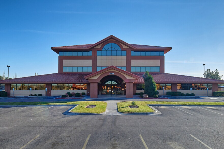 2400 Trawood Dr, El Paso, TX à louer - Photo de l’immeuble – Image 2 sur 15