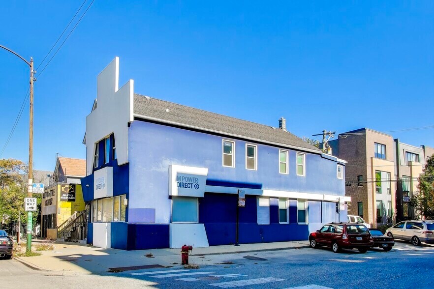 2435 N Ashland Ave, Chicago, IL à vendre - Photo de l’immeuble – Image 2 sur 11