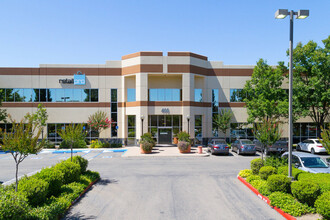 400 Plaza Dr, Folsom, CA à louer Photo de l’immeuble– Image 1 sur 14