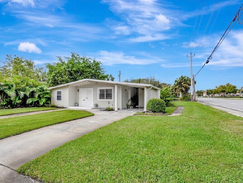 1985 31st Ave, Vero Beach, FL à vendre - Photo principale – Image 1 sur 29