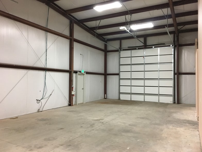 1464 E Ridge St, Washington, UT à louer - Photo intérieure – Image 2 sur 8