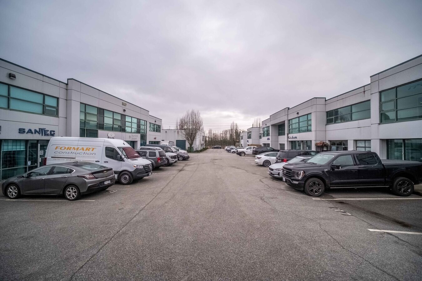 1083 Kent Ave NE, Vancouver, BC à louer Photo de l’immeuble– Image 1 sur 10