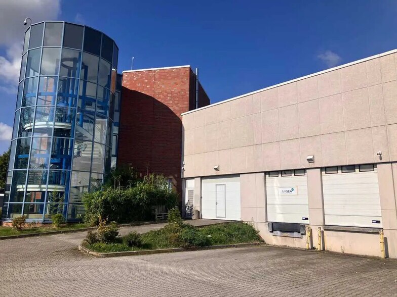 37 Rue Gustave Eiffel, Goussainville à louer - Photo de l’immeuble – Image 1 sur 11