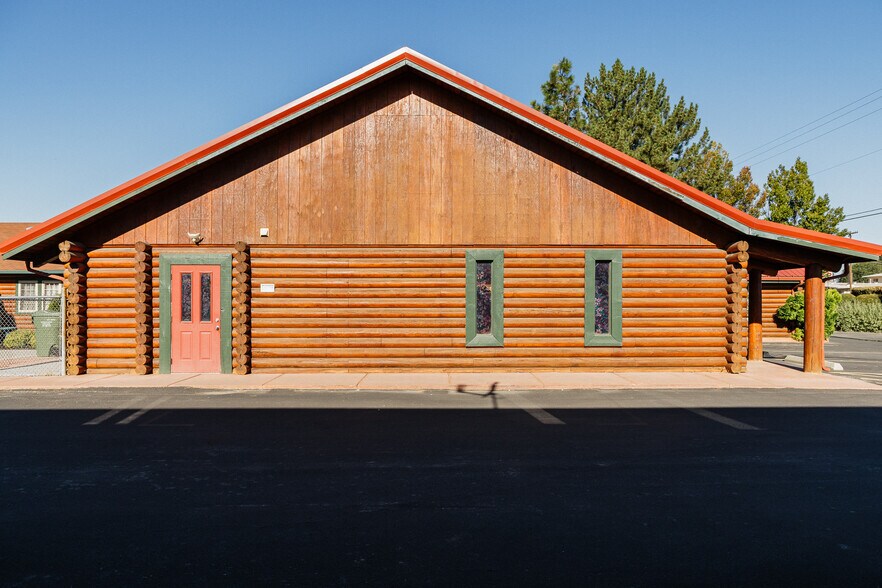 2502-2514 SW 4th ave, Ontario, OR à louer - Photo de l’immeuble – Image 2 sur 7