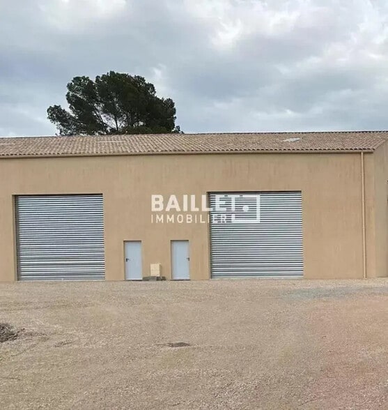 Industriel/Logistique dans Montauroux à louer - Photo de l’immeuble – Image 1 sur 1