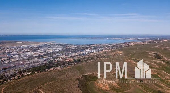 Terrain dans Gignac-la-Nerthe à vendre - Aérien – Image 2 sur 5