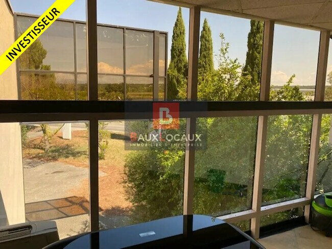 Plus de détails pour Bureau à vendre