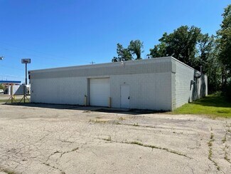 Plus de détails pour 1331 Gillingham Rd, Neenah, WI - Local d'activités à louer