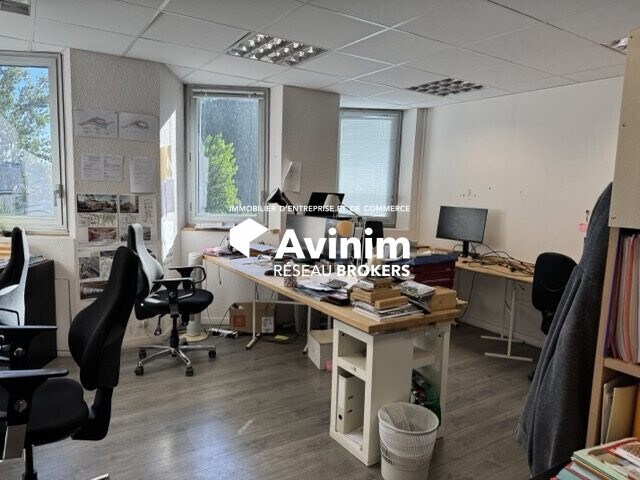 Bureau dans Avignon à louer - Photo intérieure – Image 1 sur 5
