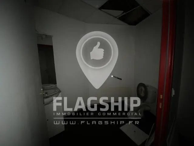 Local commercial dans Suresnes à louer - Photo intérieure – Image 2 sur 4