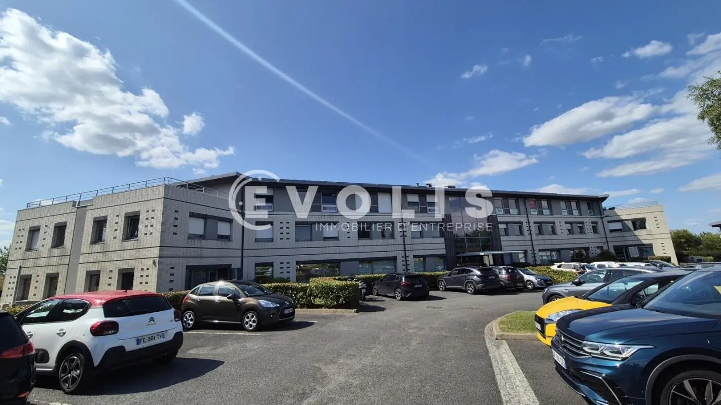 Bureau dans Magny-le-Hongre à vendre Photo de l’immeuble– Image 1 sur 5