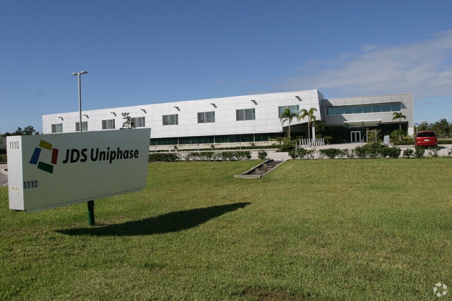 1110 W Hibiscus Ave, Melbourne, FL à louer - Photo de l’immeuble – Image 2 sur 3