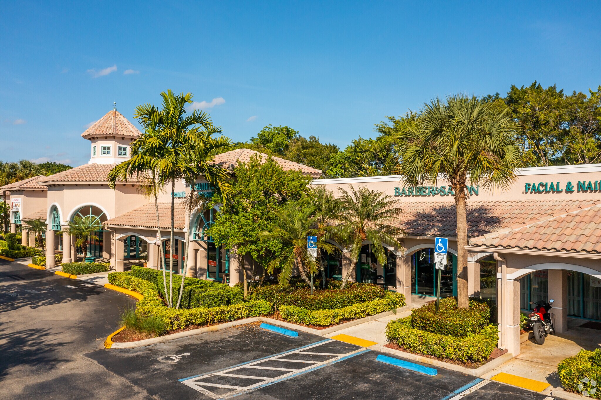 46-98 Indian Trce, Weston, FL à louer Photo principale– Image 1 sur 15