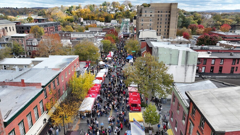 223 Northampton St, Easton, PA à vendre - Photo de l’immeuble – Image 3 sur 58