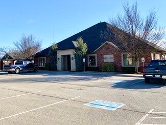 Plus de détails pour 917 Cedar Lake Blvd, Oklahoma City, OK - Bureau à louer